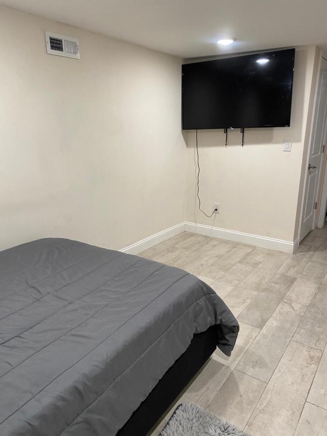 Private Room In South Philly Near Arenas! Philadelphia Eksteriør billede