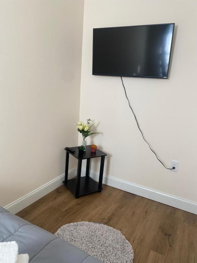 Private Room In South Philly Near Arenas! Philadelphia Eksteriør billede